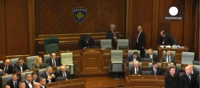 Κόσοβο: Αποχωρούν οι Σέρβοι από την κυβέρνηση