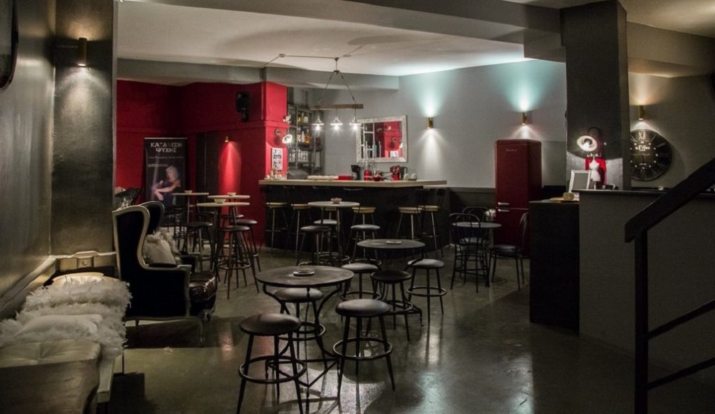 Akroasis Theatre & Bar: Ένας νέος θεατρικός και μουσικός χώρος ανοίγει στην καρδιά της Αθήνας
