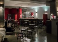 Akroasis Theatre & Bar: Ένας νέος θεατρικός και μουσικός χώρος ανοίγει στην καρδιά της Αθήνας