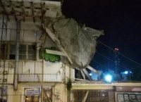 Εικόνες που σοκάρουν: Κατέρρευσε η οροφή της δημοτικής αγοράς στη Χαλκίδα (pics&vid)