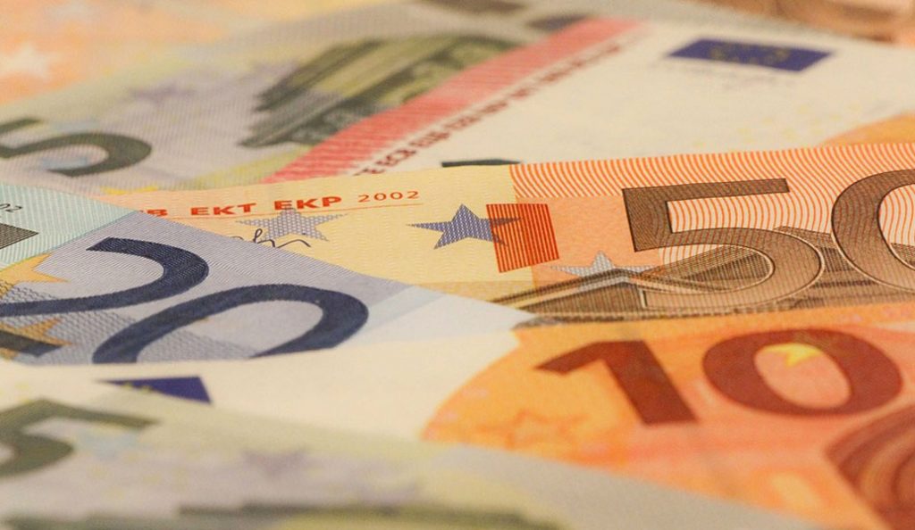 Δώρο Πάσχα: Πότε καταβάλλεται – Ποιοι οι δικαιούχοι