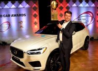 Το Volvo XC60 περήφανο για τον τίτλο World Car of The Year