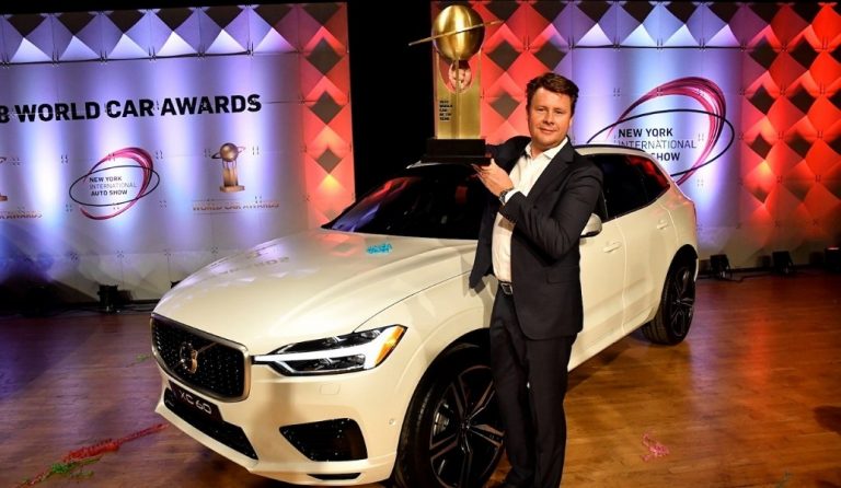 Το Volvo XC60 περήφανο για τον τίτλο World Car of The Year