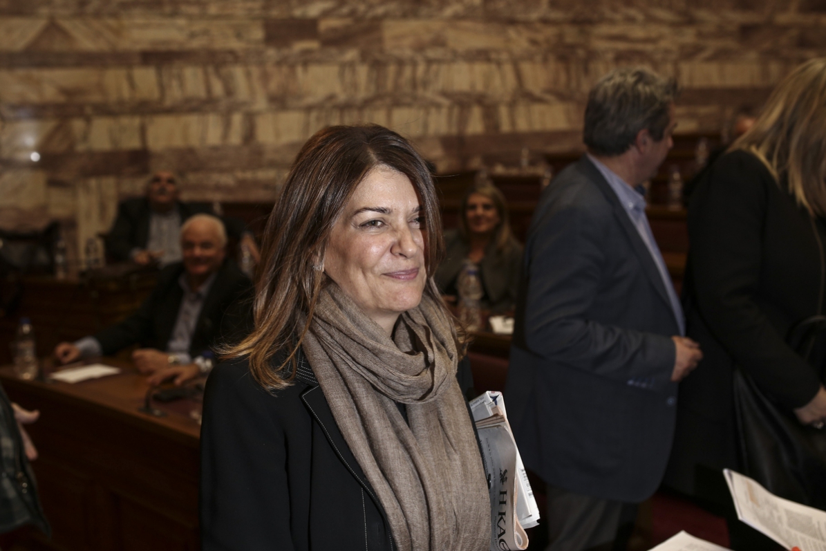 Ράνια Αντωνοπούλου: Το 2018 η ανεργία θα πέσει στο 18%