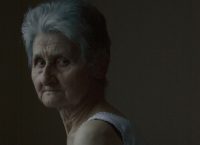 Πώς μια 74χρονη από την Πέλλα, έγινε viral στην ιταλική Vogue