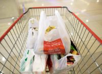 Αυστραλία: Βίαιες αντιδράσεις για την απαγόρευση της πλαστικής σακούλας