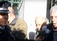 Μεγάλη ένταση έξω από το Μαξίμου στη συγκέντρωση της ΠΟΕΔΗΝ (vid)