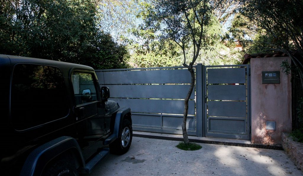 Κηφισιά: Σε κρίσιμη κατάσταση ο επιχειρηματίας που πυροβολήθηκε από ληστές