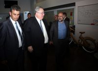 Η παραλίγο τούμπα του Νίκου Κοτζιά (pics)