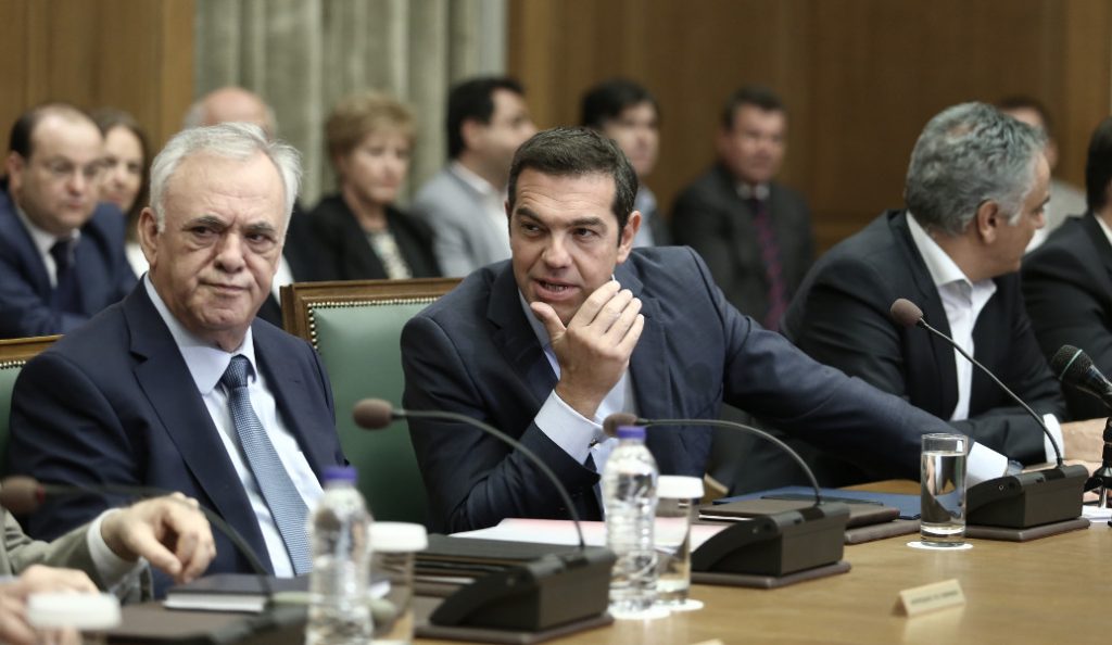 Κρίσιμη συνεδρίαση του υπουργικού συμβουλίου με πολλά ανοιχτά ζητήματα
