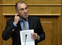 Ο Καμμένος βρήκε τη λύση στην εγκληματικότητα: Να μάθουν αυτοάμυνα στα ΚΑΠΗ