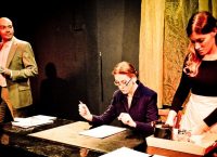 “Η σιδηρά πρωθυπουργός” – Παράταση παραστάσεων