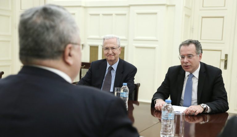 Συνάντηση Κοτζιά – Κουμουτσάκου την Μ. Τετάρτη