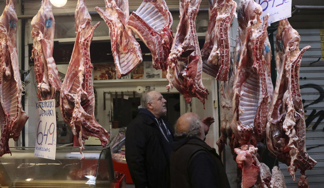Ημαθία: Πουλούσαν αρνιά από τη Ρουμανία για ελληνικά