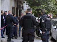 Στέφανος Χίος: Τι έγινε ρε παιδιά; Πάλι με ψάχνουν τα μπατσάκια; Θα λογαριαστούμε με όλους!