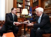 “Πασχαλινό” μήνυμα Παυλόπουλου στους δανειστές για το χρέος