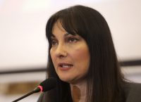 Έλενα Κουντουρά: Οι κλειστοί αρχαιολογικοί χώροι δεν λύνουν προβλήματα