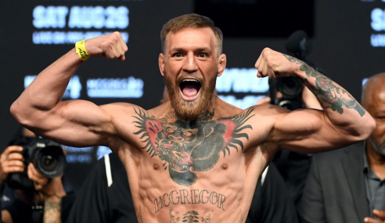 Σε κατάσταση αμόκ ο Conor McGregor – Καταζητείται από την αστυνομία (vids)