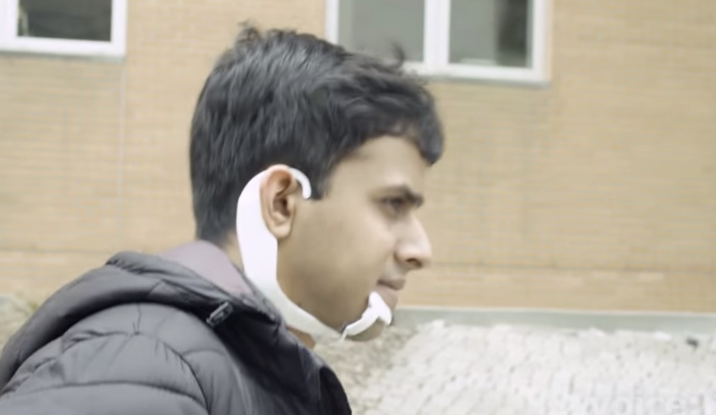 AlterEgo: Συσκευή “διαβάζει” την σκέψη μας και απαντά (vid)