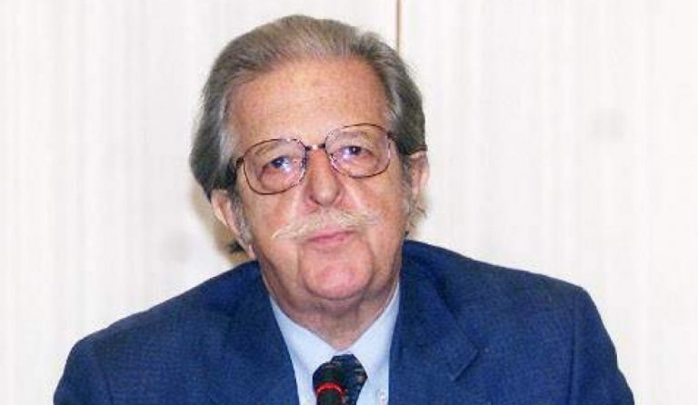 Πέθανε ο ομότιμος καθηγητής Θεολογίας του ΑΠΘ Αιμίλιος Ταχιάος