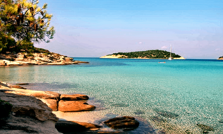 Η “γκάφα” του ΓΕΝ που εντόπισε ένα νέο νησί στο Αιγαίο (pic)