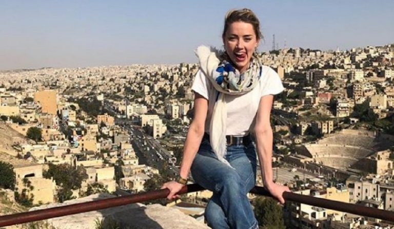 Η Άμπερ Χερντ έδωσε τα χρήματα από το διαζύγιο με τον Τζόνι Ντεπ σε φιλανθρωπικούς σκοπούς
