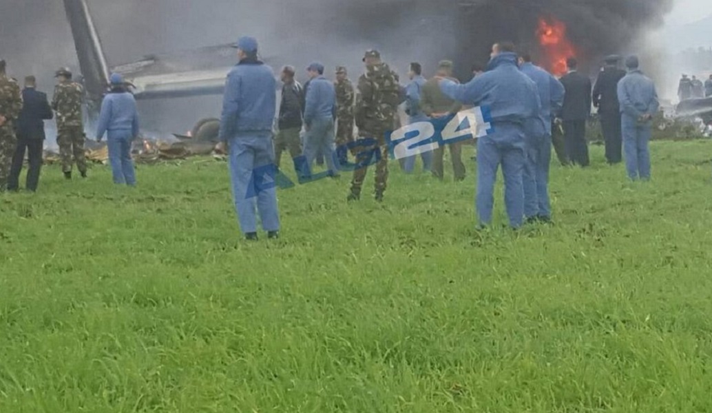 Συντριβή αεροπλάνου στην Αλγερία – Πληροφορίες για 200 νεκρούς