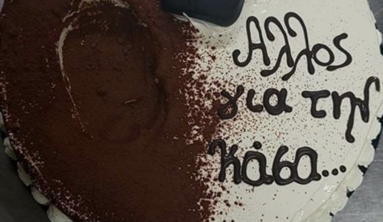 Αυλαία με πάρτι για την ξεκαρδιστική μαύρη κωμωδία “Άλλος για την κάσα;”