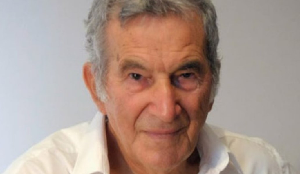 Πέθανε ο πανεπιστημιακός Θανάσης Βακαλιός