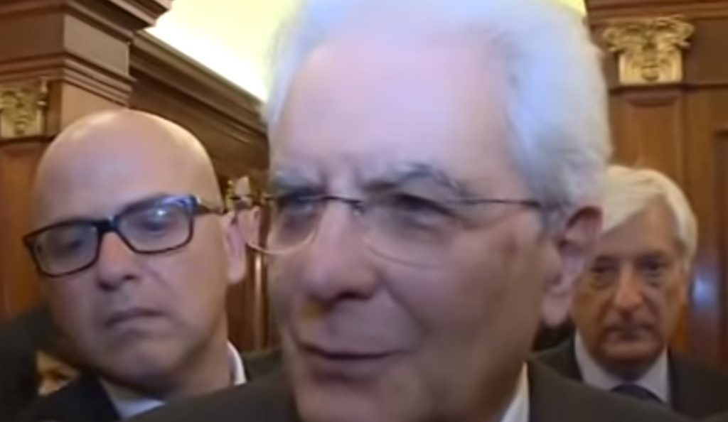 Ματαρέλα: Ψάχνει λύση στο πολιτικό αδιέξοδο