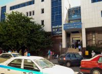 Καλαμάτα: Μητέρα εγκατέλειψε τα παιδιά της στο Δικαστικό Μέγαρο