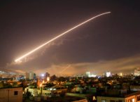 ΗΠΑ, Γαλλία και Βρετανία βομβάρδισαν τη Συρία (vid)