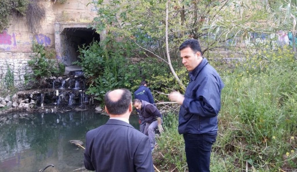 Περιφέρεια Αττικής: Ξεκίνησαν οι ψεκασμοί για τα κουνούπια στα ρέματα της βόρειας Αθήνας