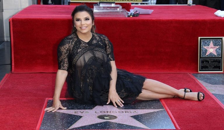 Η Εύα Λονγκόρια απέκτησε το δικό της αστέρι στη Λεωφόρο της Δόξας