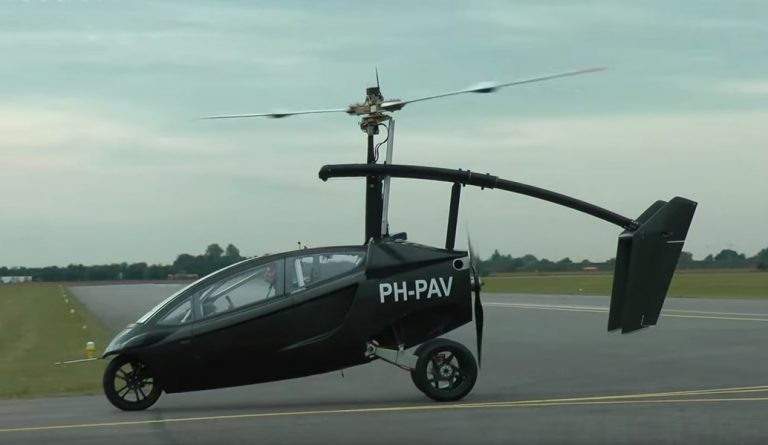 Το πρώτο ιπτάμενο αυτοκίνητο που κοστίζει… κάτι λιγότερο από μισό εκατομμύριο