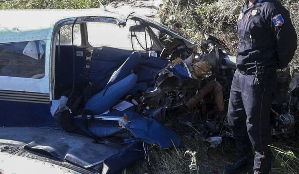 Φωκίδα: Αυτοί είναι οι δύο νεκροί επιβαίνοντες του μοιραίου αεροσκάφους (pics)