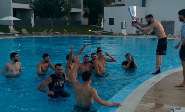 Πάρτι στην πισίνα για τους παίκτες του ΠΑΟΚ (pics)