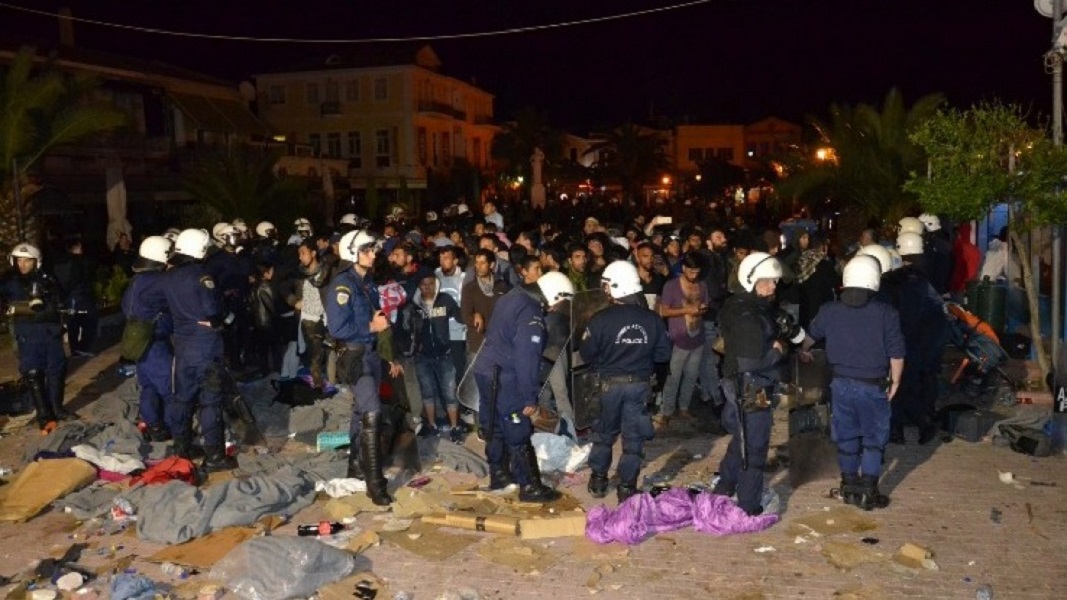 Θεοδωράκης για τα επεισόδια στη Μυτιλήνη: Το δόγμα Τόσκα επικράτησε κι εδώ