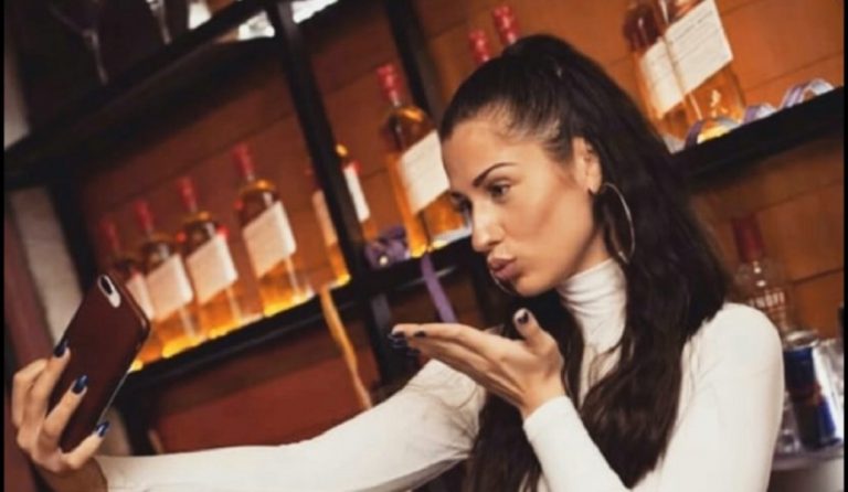 Μελαχρινή καλλονή η νέα κοπέλα του Power of love (pics)