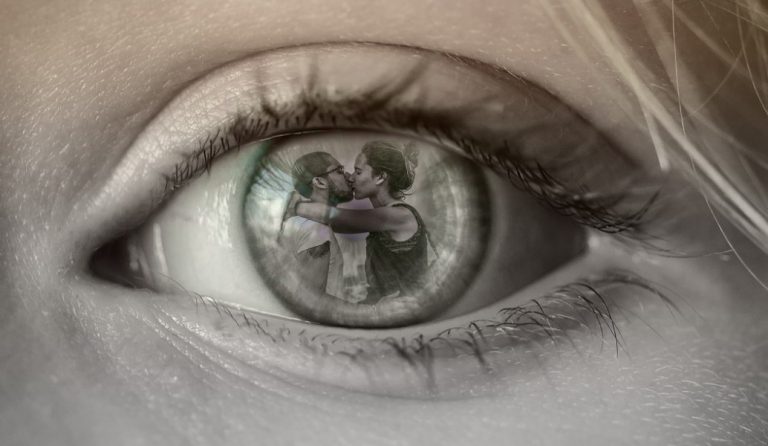 Ζώδια σήμερα: Οι ημερήσιες προβλέψεις (8/3/19)