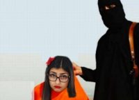 Η γυναίκα που γλίτωσε από τον ISIS: “Διάβασα το σενάριο της ταινίας και είπα στον παραγωγό «θα με σκοτώσουν»”