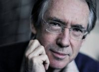 Ίαν Μακ Γιούαν: ”Το γράψιμο είναι η τέχνη της ανακάλυψης”