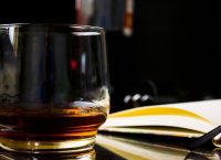 Τα πιο ακριβά ουίσκι στον κόσμο: 1,2 εκατ. δολάρια για δύο μπουκάλια Macallan