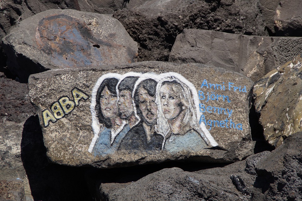 Μυστήριο με την επιστροφή των ABBA