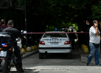 Συναγερμός στην πλατεία Βικτωρίας: Πυροβόλησαν Αλβανό κομμωτή πέντε φορές
