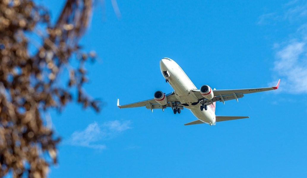 Υπό εξέταση το αίτημα της Β. Κορέας για αεροπορική σύνδεση με την Ν. Κορέα