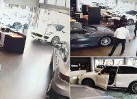 Tου έδωσαν Porsche χωρίς όλα όσα ήθελε κι εκείνος επέστρεψε και διέλυσε την αντιπροσωπεία (pics&vid)