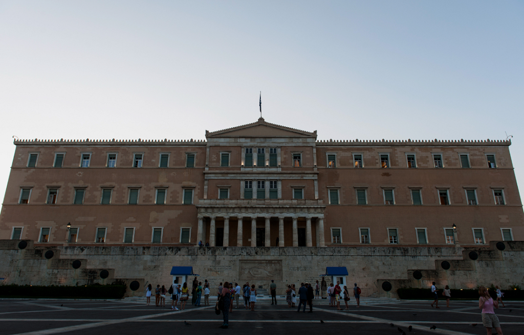 Βουλευτής του ΣΥΡΙΖΑ υπέρ του γάμου και της υιοθεσίας από ομόφυλα ζευγάρια