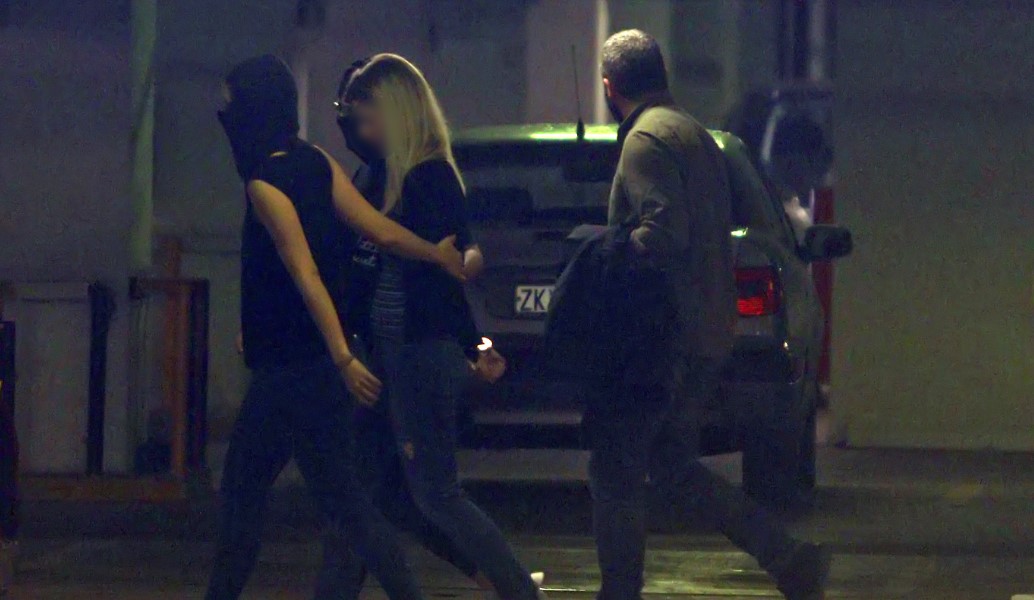 Αντιτρομοκρατική: 14 συλλήψεις για εμπλοκή στο ”επαναστατικό ταμείο” (pics)