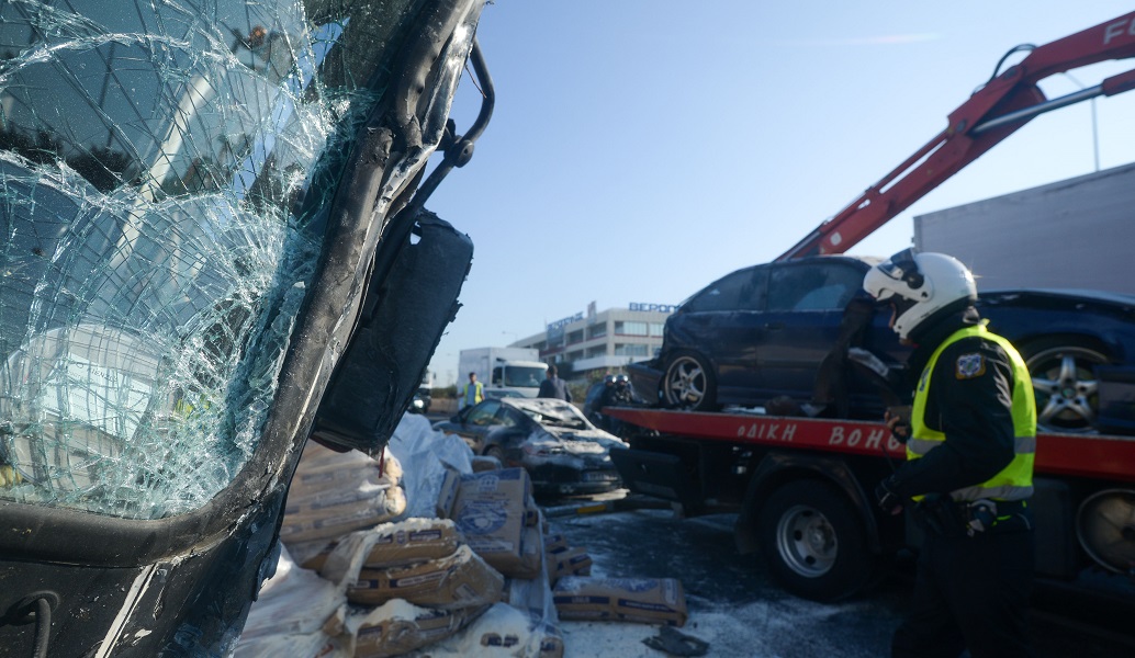 Τραγωδία στον Κηφισό: Δυο νεκροί και μία σοβαρά τραυματίας σε τροχαίο